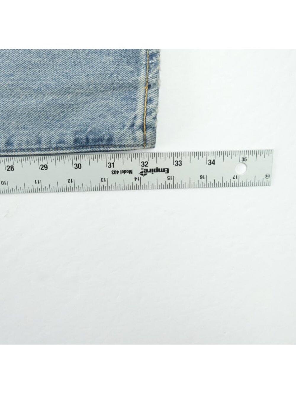 Levi’s Premium 501 Distressed Straight Leg Selvedge Jeans ‘Blue’ sz mens W32xL32 - Picture 8 of 10